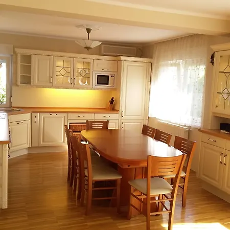 Bbq Гостьовий будинок 3*